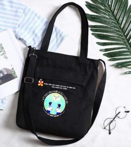 JESMARY - Túi Đeo Chéo Công Giáo– Tại Sao 'Khóa Kéo và Đường May Tinh Xảo Lại Quan Trọng Hơn Cả?